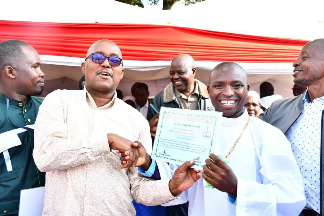 DanKiili's tweet photo. Later, I attended the ordination ceremony of Bishop Erick Mutembei at Kaurine Primary School Grounds.

I congratulate Bishop Mutembei on this significant milestone and pray that Almighty God grants him wisdom, strength and grace as he faithfully shepherds His flock. https://t.co/bnPDhSYUeU