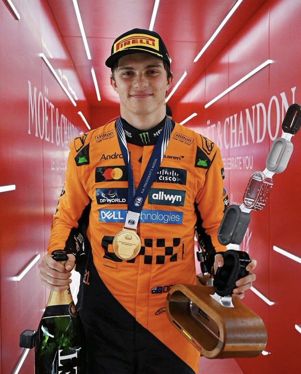 teampiastriuy's tweet photo. Se viene Spa amigos. Manifiesto podio y que no tenga casco nuevo 🕯️ https://t.co/ZFFushCUqb