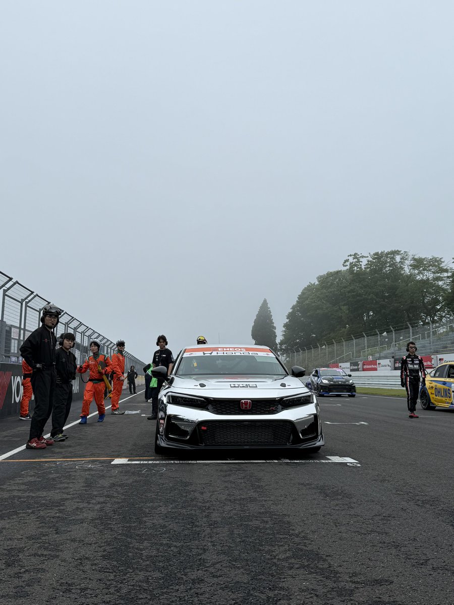 TEAMYAMATO67's tweet photo. #S耐 クラス5位🏁　開幕戦もてぎはトラブル続きでまともに連続走行も出来ず、ラップタイムも圧倒的に離される状況から、アップデートを行いここまで来ることが出来ました。
次は最終戦富士となりますが、安定して上位で戦って行けるようチーム一丸となって取り組んでいきます！
#スーパー耐久 #FL5 https://t.co/upaFEZriIT