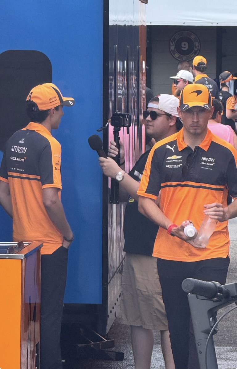 jazzyunhinged's tweet photo. Them: Pit lane Lundgaard can’t hurt you
Pit lane Lundgaard:

@ArrowMcLaren #Indycar #MidOhio https://t.co/5YBgcdCYYL