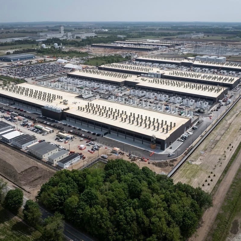 interesting_aIl's tweet photo. A $100 billion, 2,100-acre data center is officially dead after the developers withdrew their appeal to the Virginia Supreme Court https://t.co/a10rol1FCb