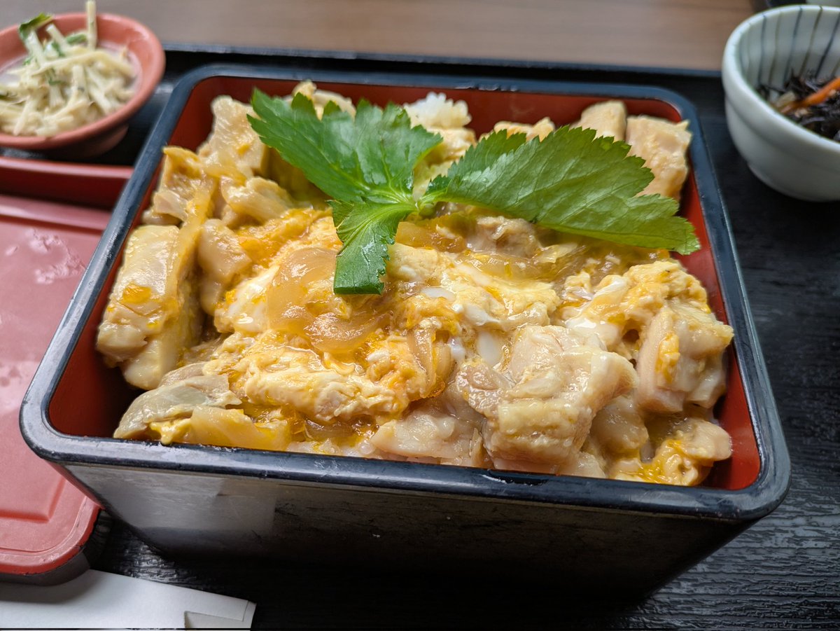 ohyama02's tweet photo. 丹波赤どり とりのや本店

ランチで空いててちゃんと美味しいの都内の良いところかも https://t.co/Xvs6j7sqeA