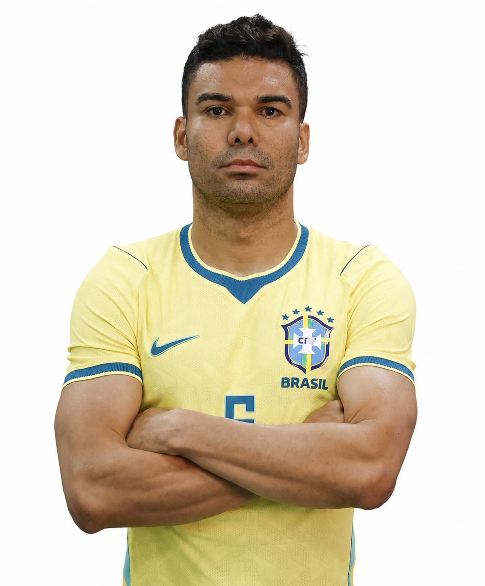 Noitedecopa's tweet photo. Marquinhos (32 anos)
Alisson (33 anos)
Casemiro (34 anos)
Danilo (34 anos)
Neymar (34 anos)
Alex Sandro (35 anos)
  
Essa provavelmente foi a última Copa do Mundo dessa geração. https://t.co/b3W6bjC4hd