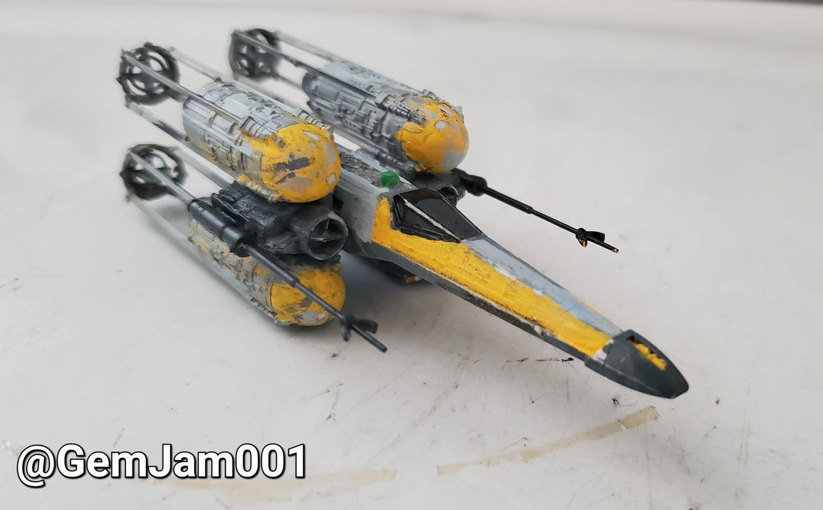 GemJam001's tweet photo. The XY -Wing. Ok, I finished this.  I didn't think I would in any kind of reasonable time.  But I did. #starwarsmodelkit #bandaimodel #custommodelkit. https://t.co/nCgwL5nD64