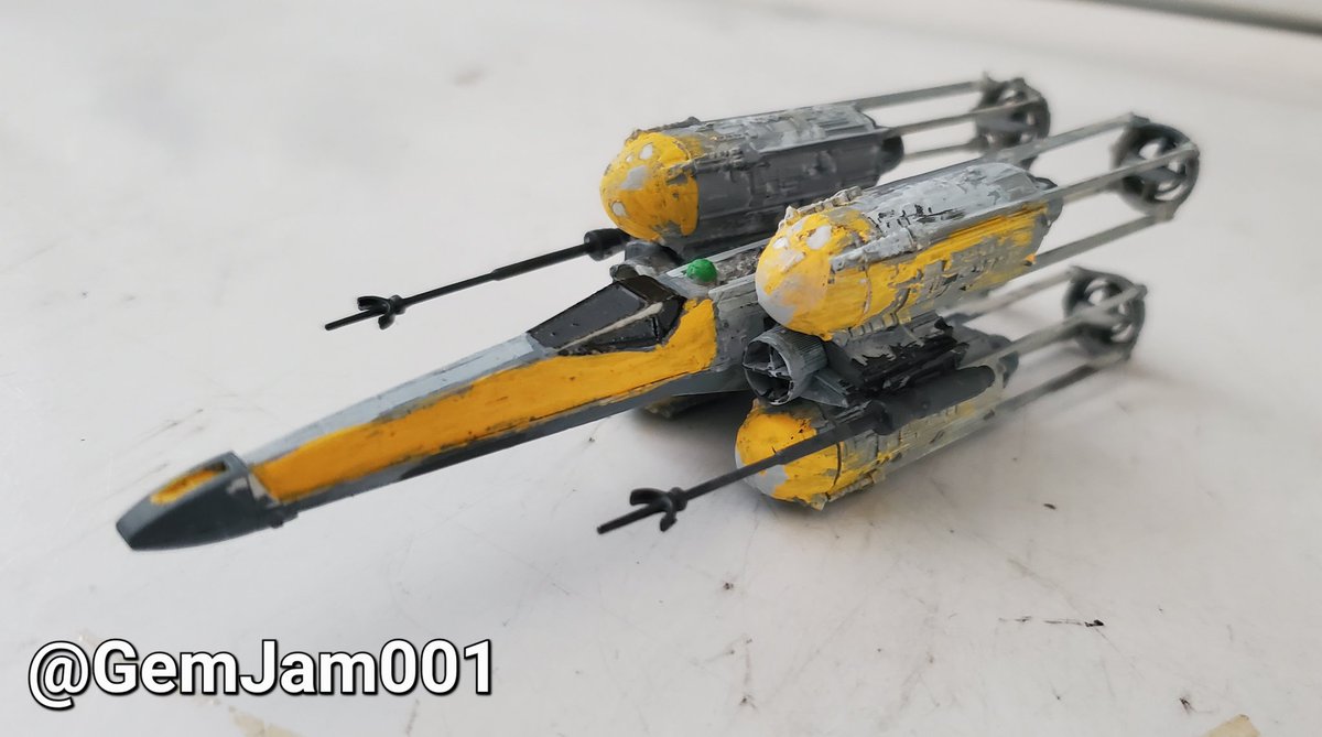 GemJam001's tweet photo. The XY -Wing. Ok, I finished this.  I didn't think I would in any kind of reasonable time.  But I did. #starwarsmodelkit #bandaimodel #custommodelkit. https://t.co/nCgwL5nD64
