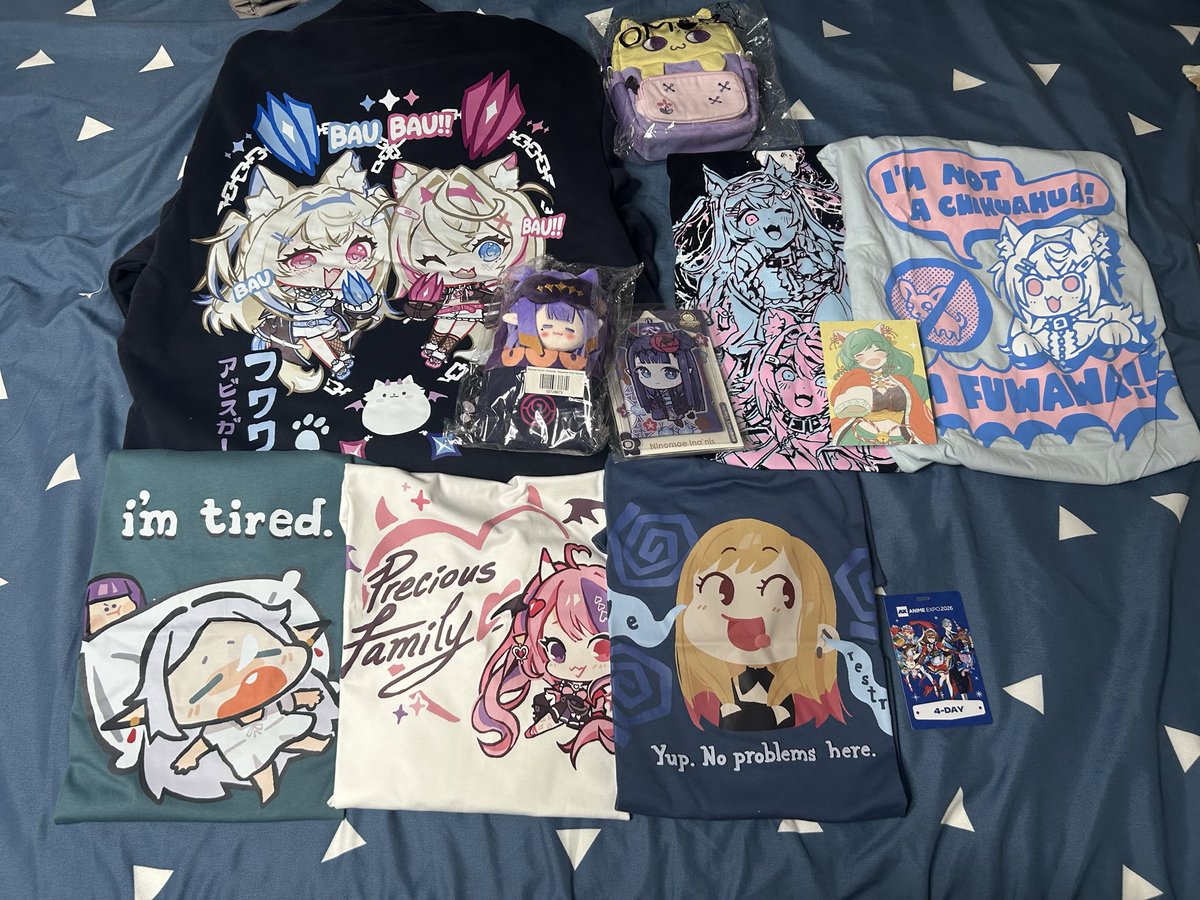 kuronekovt_'s tweet photo. Yearly ax haul post :3 hoping for friends to come next year 🥹 https://t.co/gUboCFLZOv