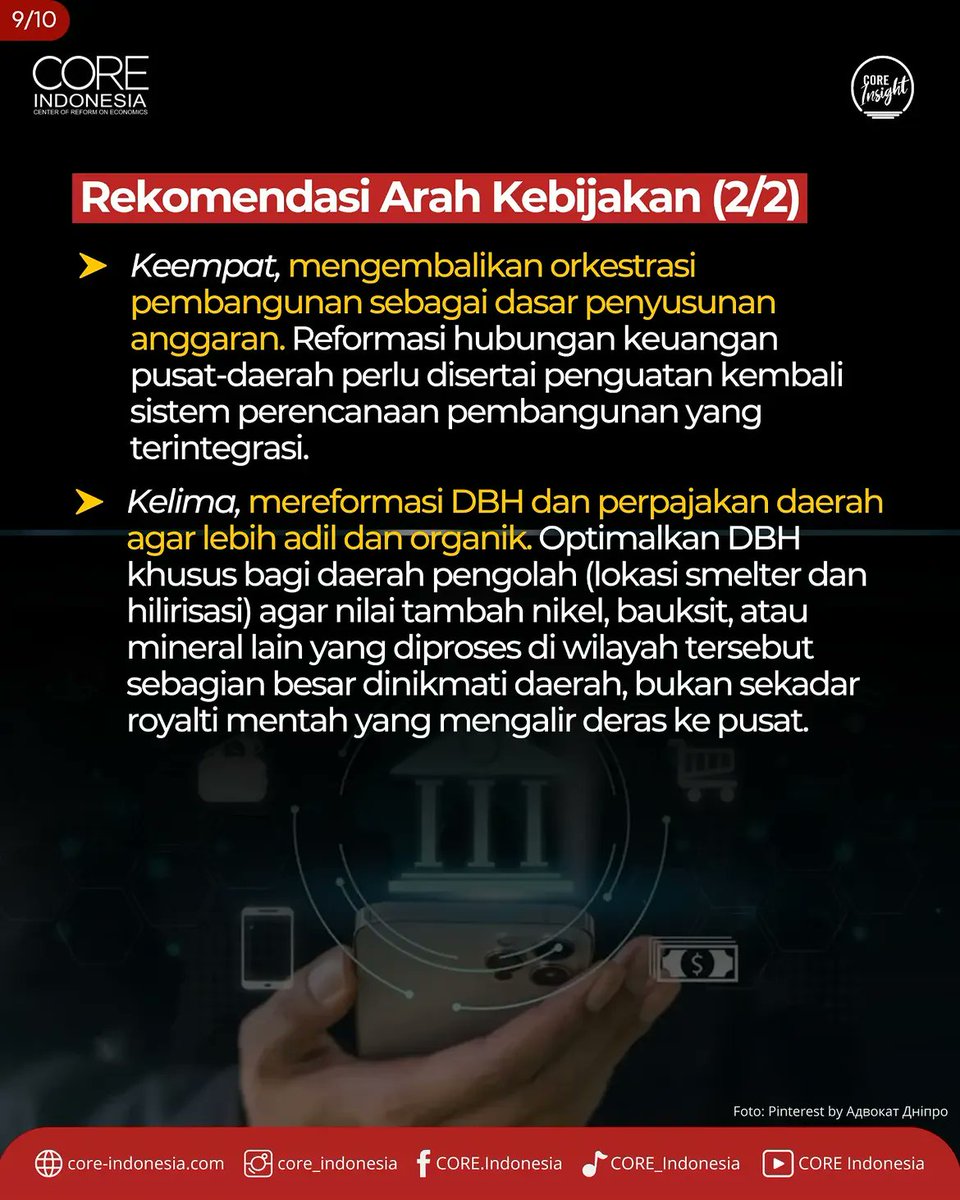 FuzaFirdaus's tweet photo. @koganenohikari Dengan sistem sekarang, kepala daerah &amp; oligark lokal pun ndak bisa berbuat banyak.

Ruang fiskal untuk daerah penghasil itu sempit sekali, terlalu deras ke pusat.

Bayangkan DBH dipangkas, DBH yang udah sedikit bagi daerah non-otsus itu pun dipangkas. https://t.co/CetuovUgFM