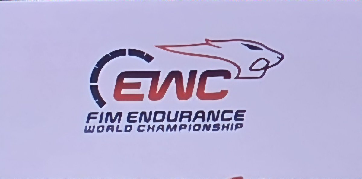 aRIDER600RR's tweet photo. マークVDSどうなっちゃうの？
EWCの意匠にも豹印入ってたからスポンサーレベルでない気合いの入り方だと思ってたけど自身のお金で自身のチームのチームスポンサーしてKM99とか他にもスポンサーして4輪もやって
ファウスト・グレシーニさんの時とは違うんよね。 https://t.co/I7PW0OXRy0