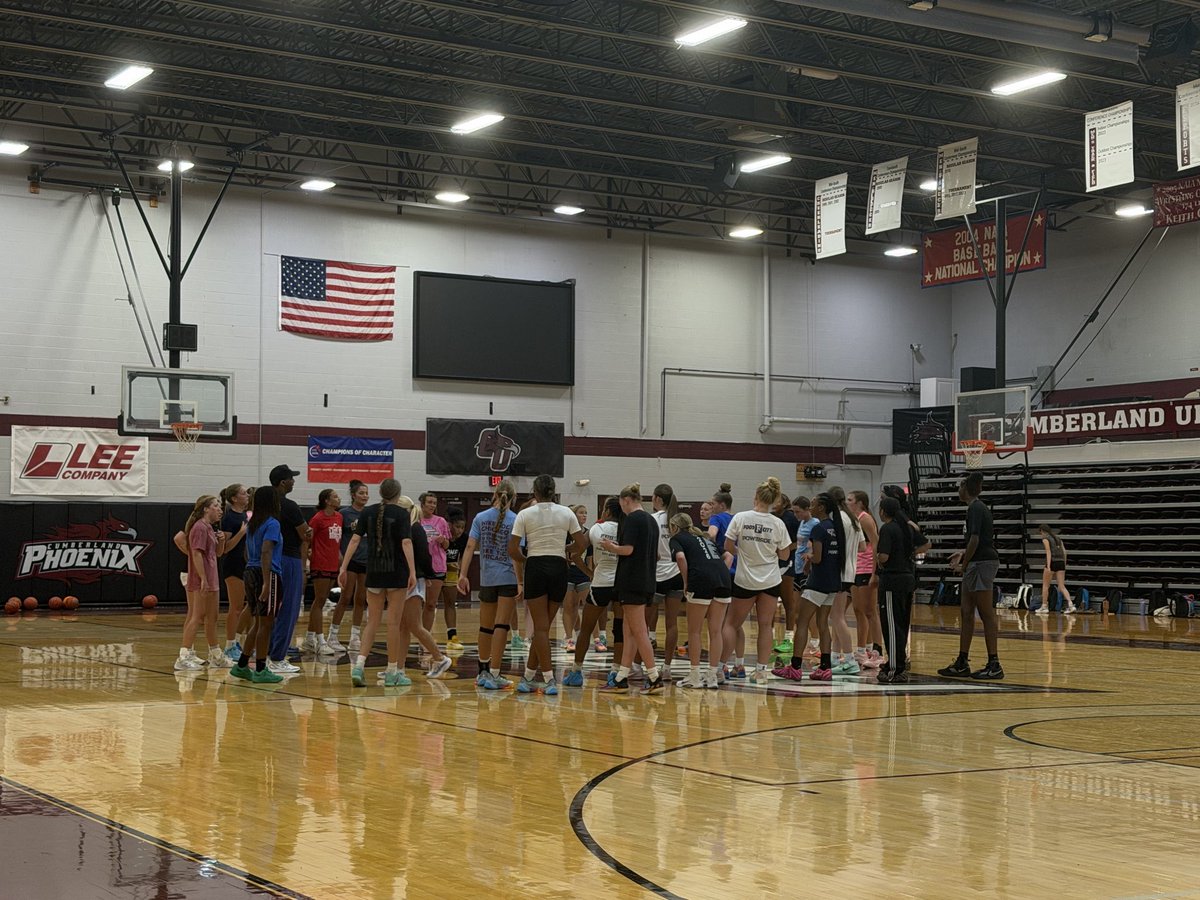 TNFlightGUAA's tweet photo. S/O to @CumberlandWBB for letting us use the facility today for practice. https://t.co/RjC3CYuws6