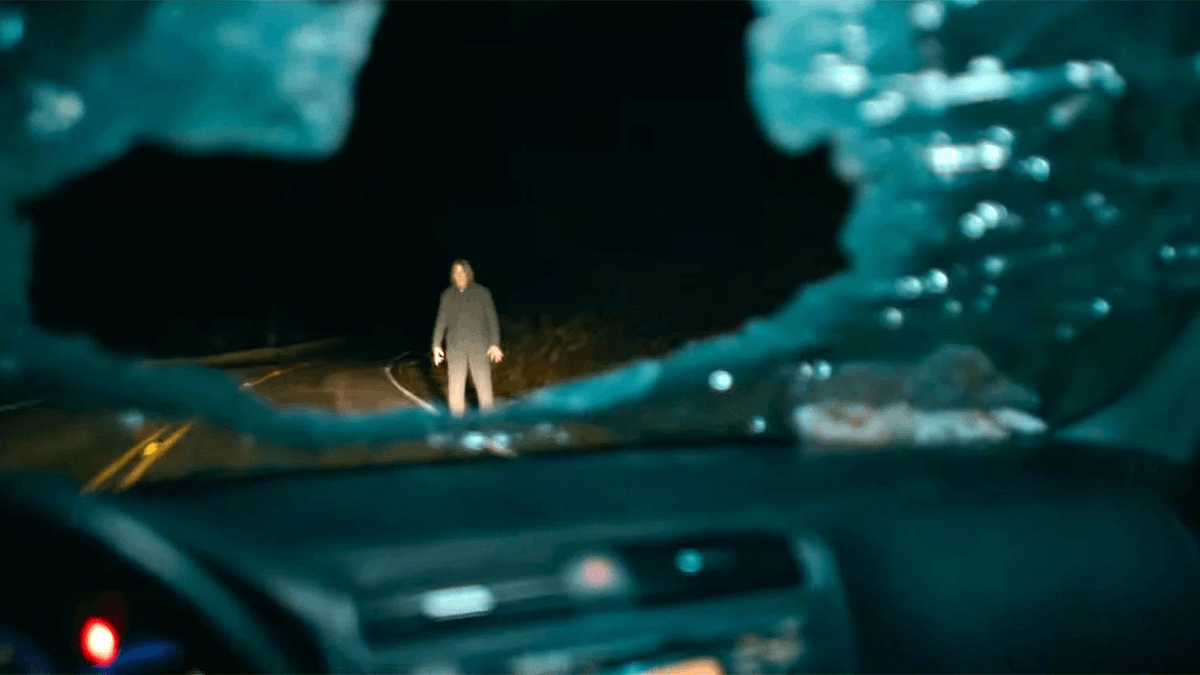 AlertaTerror's tweet photo. 'PASSENGER' já está disponível nas locadoras.

Durante uma viagem de van, um casal presencia um acidente terrível que resulta na morte do motorista. Logo, eles passam a ser perseguidos por uma entidade demoníaca, de quem é impossível escapar e que os segue por onde quer que vão. https://t.co/WQK698msMT