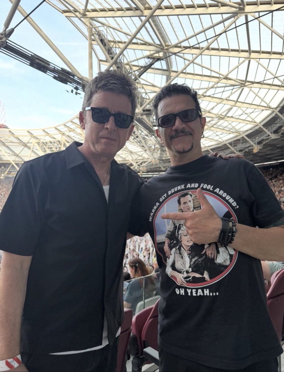 simplemellie's tweet photo. Noel at the Metallica concert today https://t.co/tekBJG3qHY