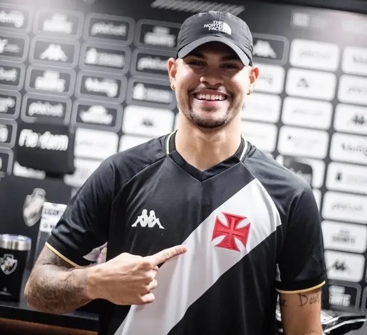 rachidcrf's tweet photo. Mano, os crefilhos fod|eram com o sonho de milhões de brasileiros kkkk https://t.co/8ZXWQarXqv