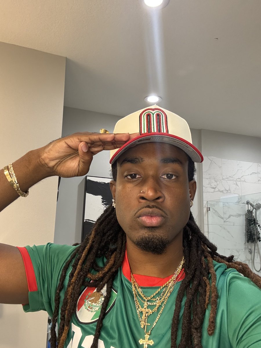 cochise's tweet photo. I BLEED DIS MEXICAN SHIT 🇲🇽 https://t.co/GhbytBqR1z