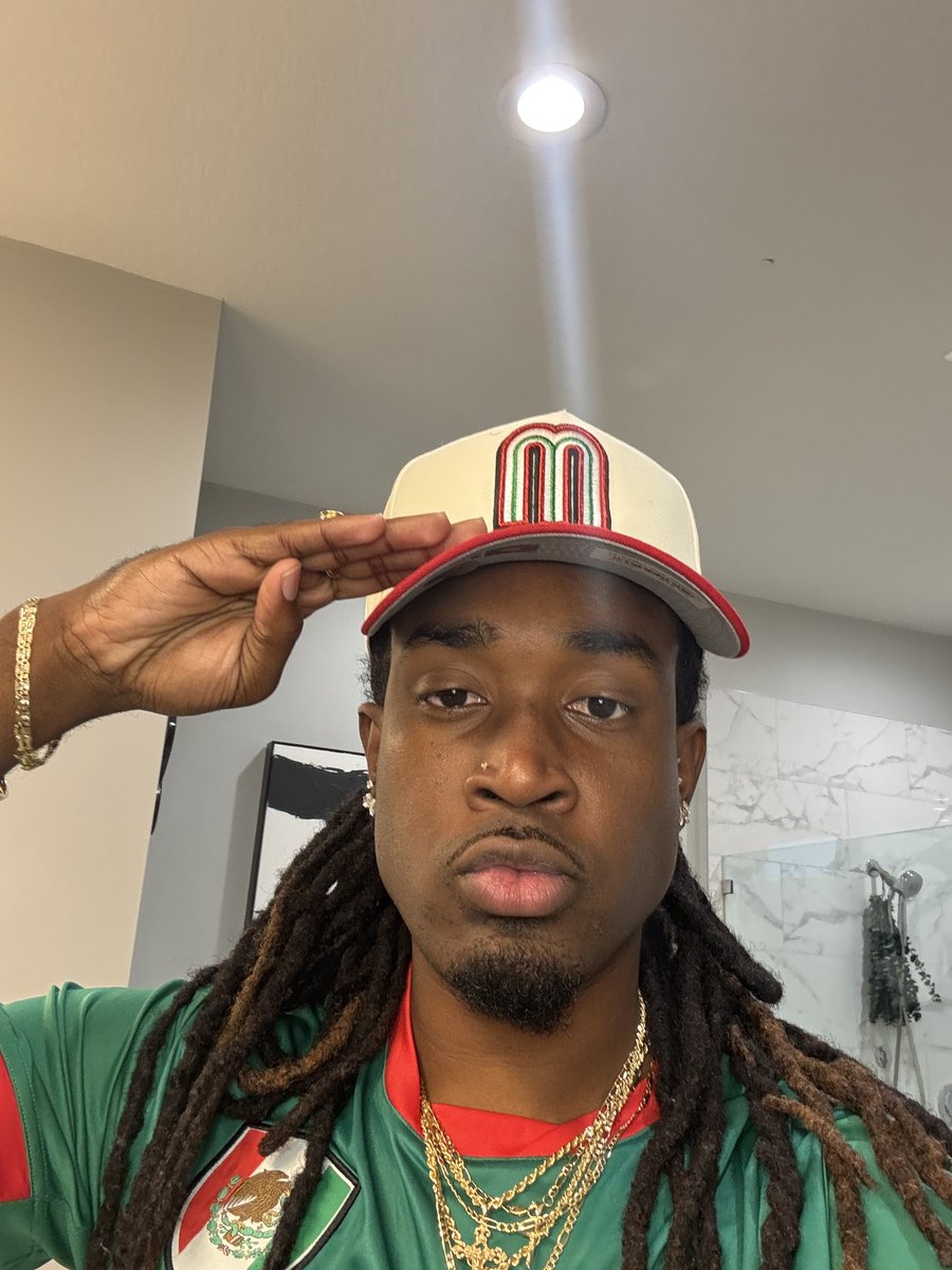 cochise's tweet photo. I BLEED DIS MEXICAN SHIT 🇲🇽 https://t.co/GhbytBqR1z