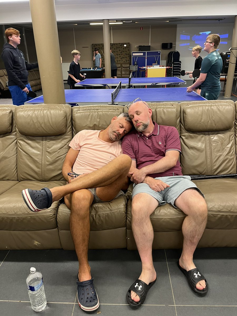 DLSRewards's tweet photo. Whose idea was it to let them come down to watch the football? And then it’s delayed for an hour 🤦‍♀️ ⚽️ 😛 https://t.co/SxkzzEwDns