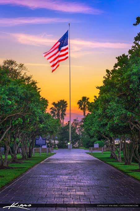 karkfl's tweet photo. @Suzierizzo1 @RickWilson33020 We reclaimed it here in Sanibel. Fuck maga! https://t.co/j7zTU3MjkC