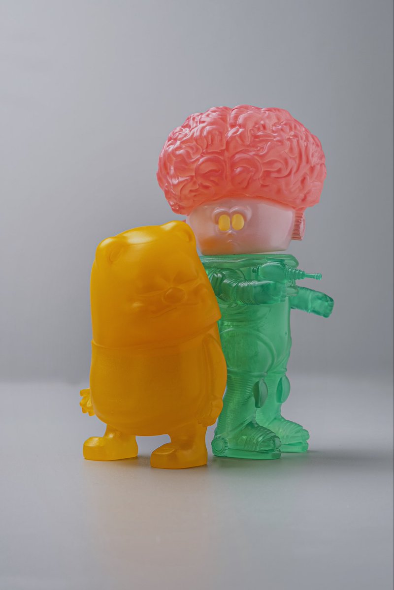 10per_'s tweet photo. いかつい顔のクマです！
キャラ名が全然浮かばず...。

家にあるソフビを解体して研究して顔が回転してポーズが変えれます！

お尻がキュートなのですが、写真撮り忘れてます。笑

#WS2026S #アートトイ #ワンフェス https://t.co/yi2XoYZp0j