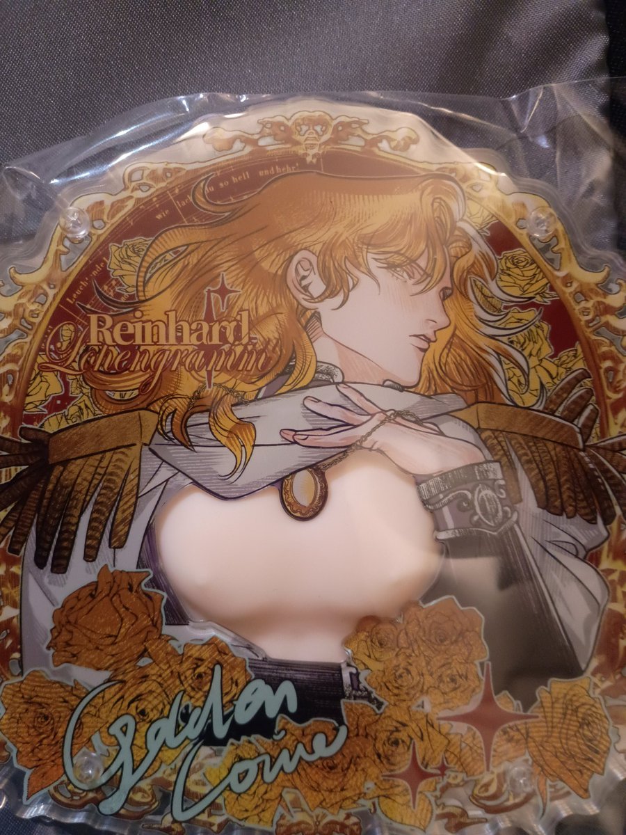 krkwako's tweet photo. 中国からたくさんの宝物が届きました！
大事にします！
ありがとうございました💕💕
ぴぴくんとハルトさまの♥は色も形も違う！
すごい！ https://t.co/o9umoEg1gE