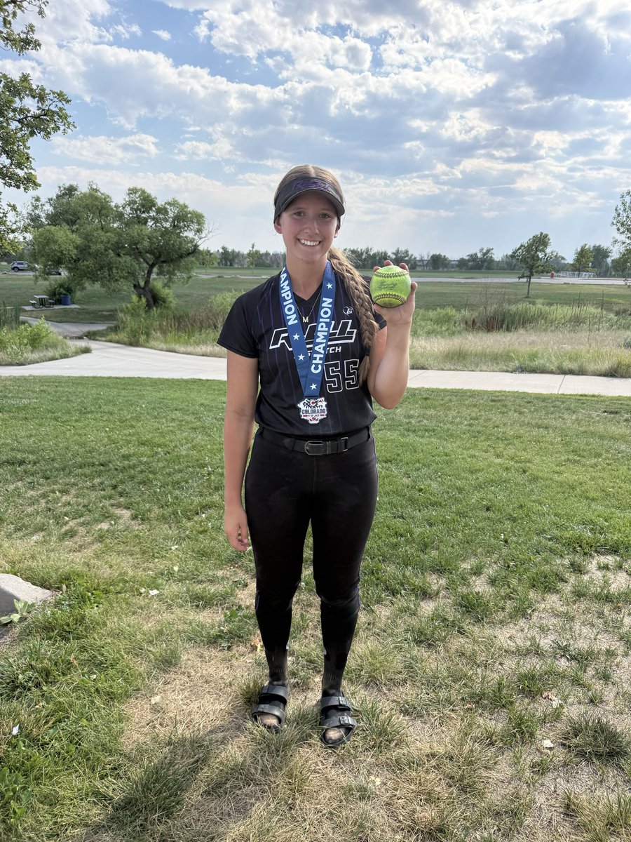 roimidwest's tweet photo. 🏆 CHAMPIONS 🏆
ROI Midwest-Kessler 15U wins the Colorado Sparkler Supplemental Power Pool. 17 games across two tournaments on this road trip (P5 Patriot Games → Sparkler), and they saved the best for last. 
Final: 8-6 over Wisconsin Lightning, always great competition, well respected team and great coaching. 

Offense respected
@MaiseyMcCarty55 
2-4, HR, 4 RBI
@GabriyellaK 
2-3, 3 R, RBI, 2 2B
@kadenceb2028 
2-4
@VaiVasques2028 
H, R
@KynleeDiLibero4 
2B
@CarleeB13360 
RBI 2B

Pitching:
@MaiseyMcCarty55 (W): 
6.1 IP, 9 H, 3 ER, 5 BB, 3 K
@GabriyellaK : 
0.2 IP, 0 ER, 1 K (Save)

Up Next- TC Nationals-St. Louis 
@MidwestPremierS @tagupSoftball @LineDsoftball @ExtraInningSB @SoftbalAmerica @triplecrownspts @TCSFastpitch