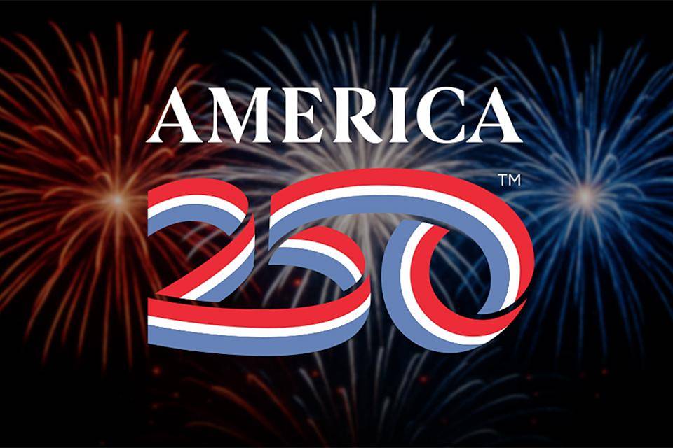 19Coolguy's tweet photo. Happy 250th, America!🇺🇸🎆🎇🎊#independenceday #america250 #4thofjuly https://t.co/KWE4SsBgy7