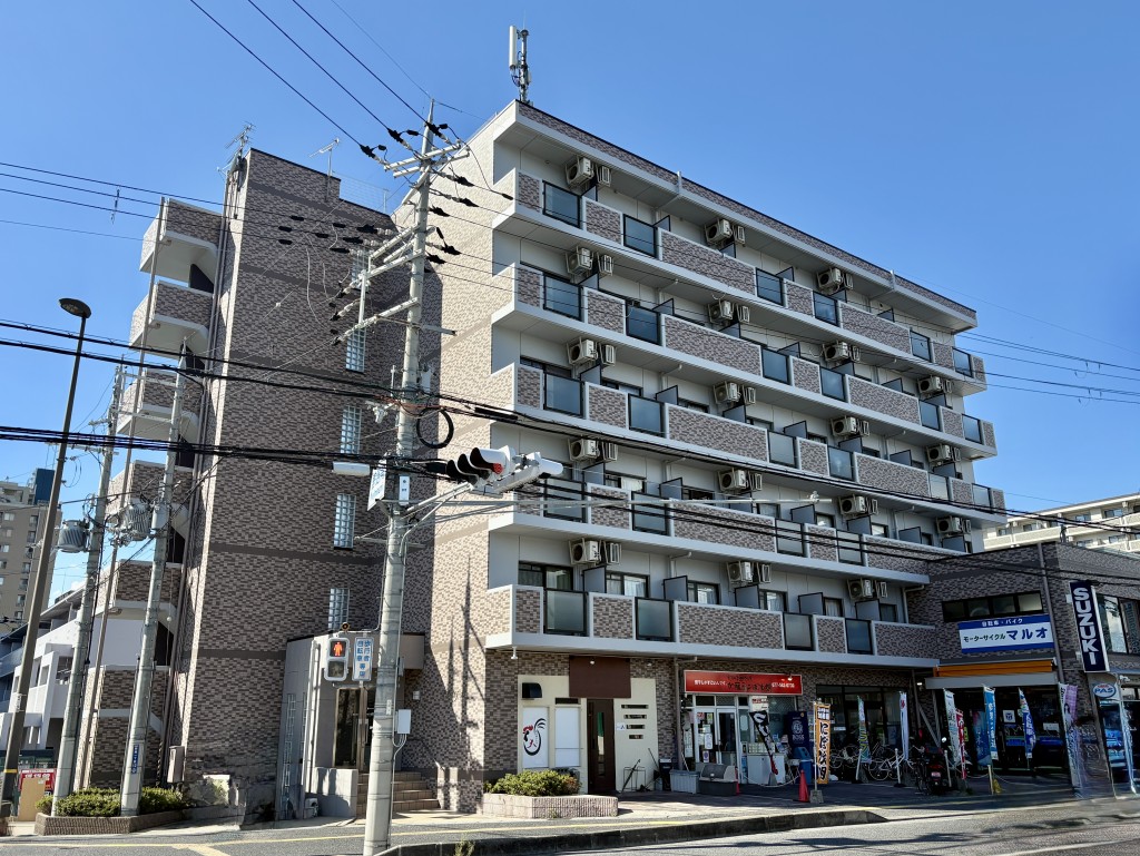 rec_shiga's tweet photo. 🚉JR南草津駅徒歩4分✨
駅近で快適な一人暮らしなら【エスポワール】！

🏠1K・24.95㎡
💰家賃4.8万円（共益費5,500円）
🎁敷金・礼金0円！

⚡オール電化
🛁バス・トイレセパレート、室内洗濯機置場、エアコン完備✨

#草津市 #南草津 #賃貸 #一人暮らし #駅近 #学生マンション #社会人一人暮らし https://t.co/NMHupsan5B
