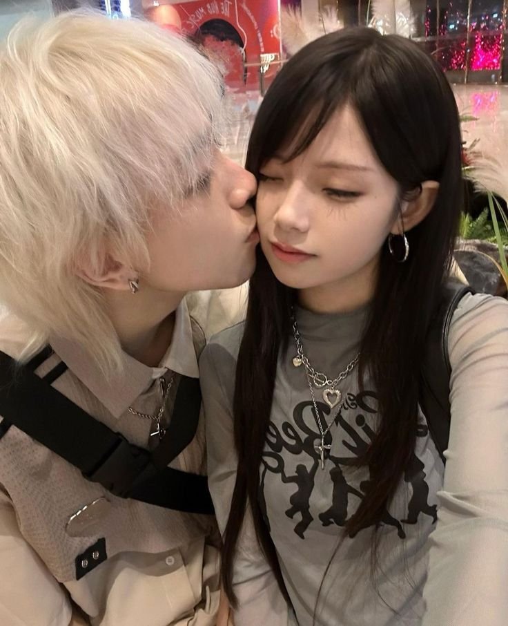 petalosdanados's tweet photo. ────୨ৎ────˖⁺‧₊˚♡˚₊‧⁺˖જ⁀➴ ♡

Happy first month of dating

𓍯𓂃𓏧♡ ﮩ٨ـﮩﮩ٨ـ♡ﮩ٨ـﮩﮩ٨ـ https://t.co/ETqGiQFKJu