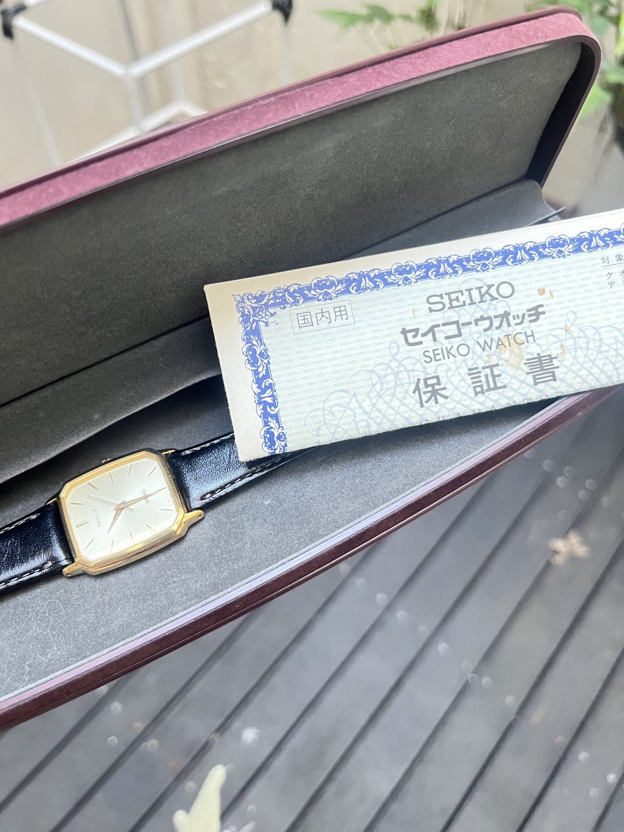 aaaaakere's tweet photo. omg so kilig my first vintage watch just arrived a 1993 Seiko Dolce Exceline 🥹 https://t.co/B8GCyNoBNl