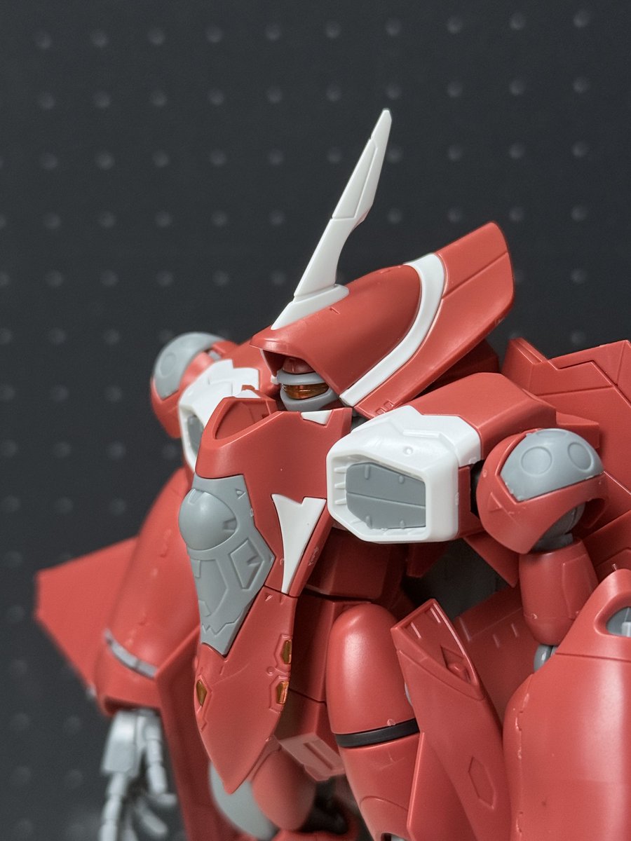 マクロス7はミリしらですが、激安入手で詰んでたVF-22S シュトゥルム