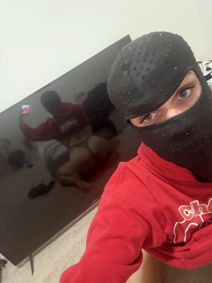 oregonfemboypdx's tweet photo. Ski masked and lashed up waiting for my daddy🥰 #pdx #vancouver #tits #ass #femboy #gayboy #trans #transwoman #femboyespañol #femboys #bigass #bigbutt #soles #feet #prettyeyes #skimask #mask #bbl #littlewaist #gay #fem #girlyboy #tgirl #portland #vancouver https://t.co/um3tYaYNno