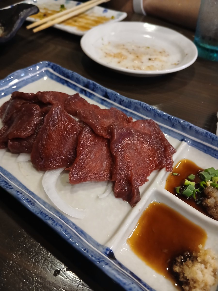 vege_fru's tweet photo. インゲン天ぷら　コロッケ　馬刺し　ローストビーフ https://t.co/tNtssXDETr