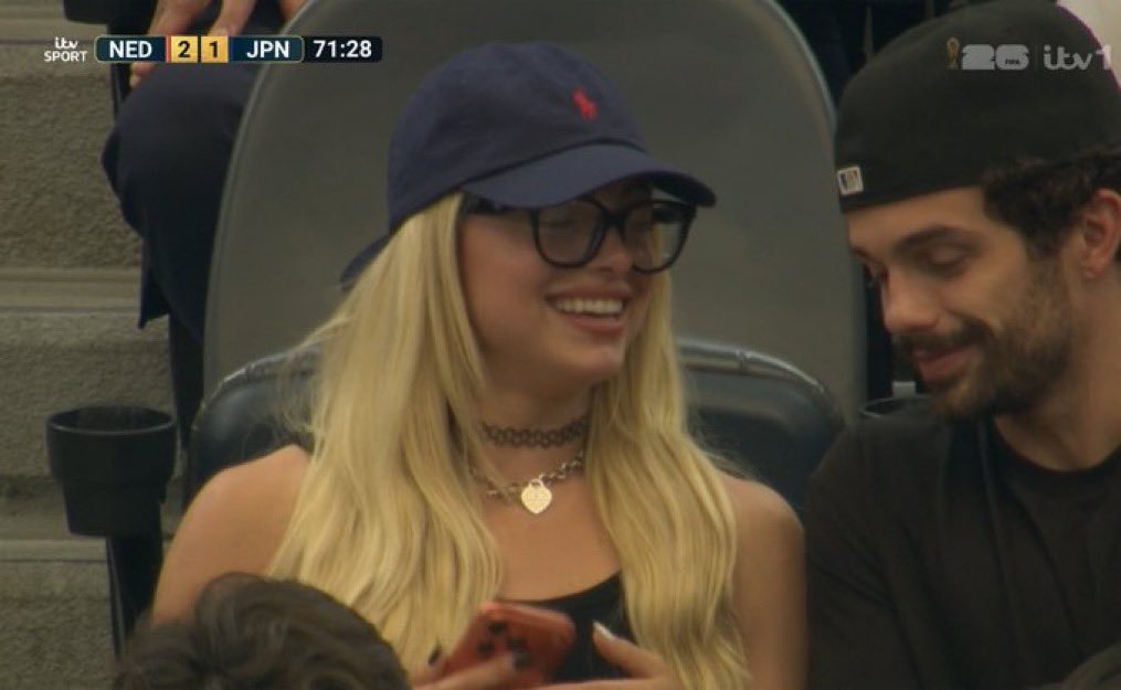 TIMWrestling's tweet photo. El grande Americano y Liv Morgan, los luchadores de WWE que han salido en alguna transmisión del #Mundial2026 https://t.co/lzRJxoebIW