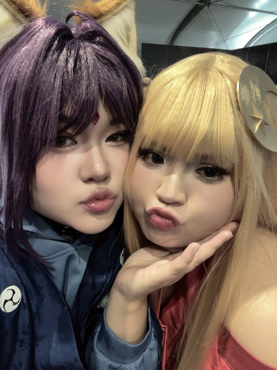 ItsNamuTime's tweet photo. gf and i at #animeexpo2026 this year as cosmic princess kaguya 🐰🦊✨ lesbians rise up 👩‍❤️‍💋‍👩 https://t.co/QZ9CRijLtN