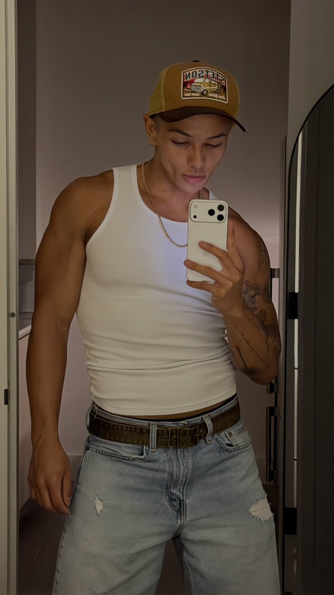 jockxmuscle's tweet photo. dl trade for the 4th 🇺🇸 https://t.co/vk0OHmYOgO