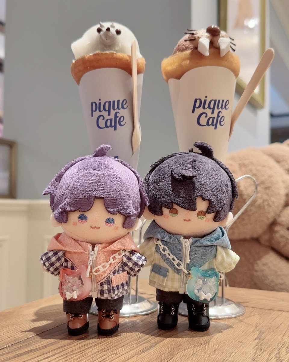 rei08ice05's tweet photo. しすいさんの夏カラーパーカーかわいい💙💛
私が着せてるこのパーカーの色違いだと思います( ᴖ ̫ᴖ )RP https://t.co/zI4fcaKeFG