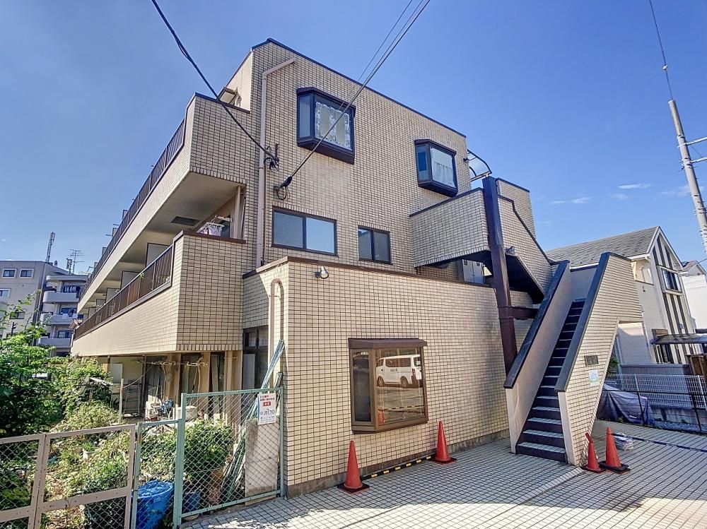 JECTO_chintai's tweet photo. 🐶🐱 ペットと暮らせる2DK
【武蔵中原🚶‍♂️徒歩15分】
🏠 2DK／36.40㎡
💰 月額8.1万円（共益費込）
🏢 マンション
🐾 小型犬または猫1匹OK
🛁 バス・トイレ別
🚿 独立洗面台
🌞 南向きバルコニー
🍳 2口ガスキッチン

▶︎ 詳細はこちら👇
https://t.co/c84562Jbms

#武蔵中原 #2DK #武蔵小杉エリア https://t.co/p5JC7sAQgu