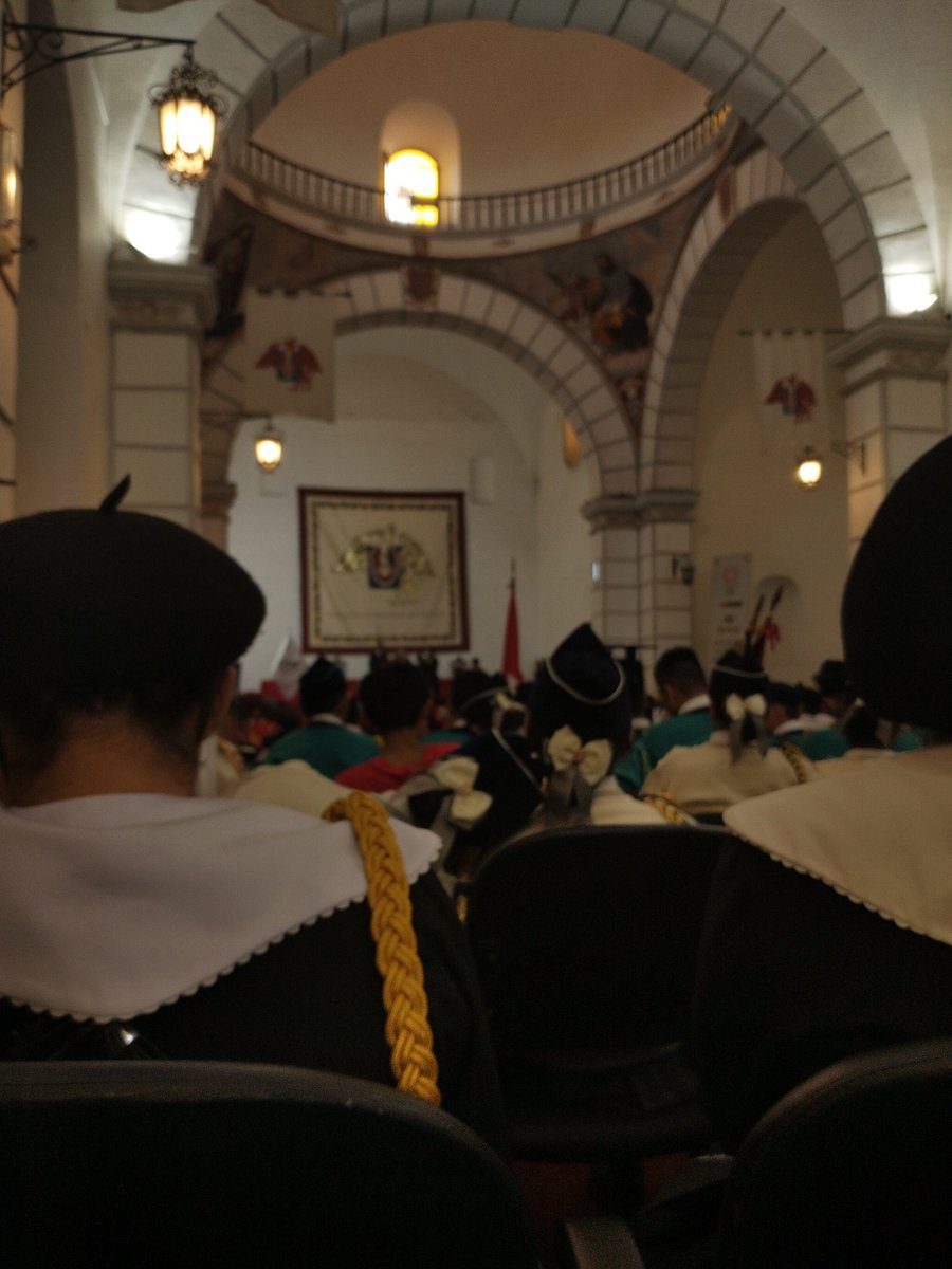 jkhaari's tweet photo. Las mejores experiencias que agradezco del Santa https://t.co/lHeQzu4rUz