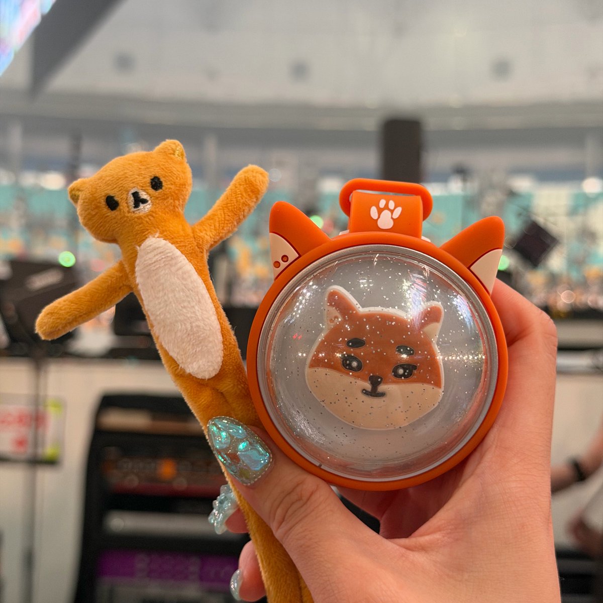 _SSERI_'s tweet photo. 데케이드 진짜 안녕😁🩵 https://t.co/2XmjY8Vrc3