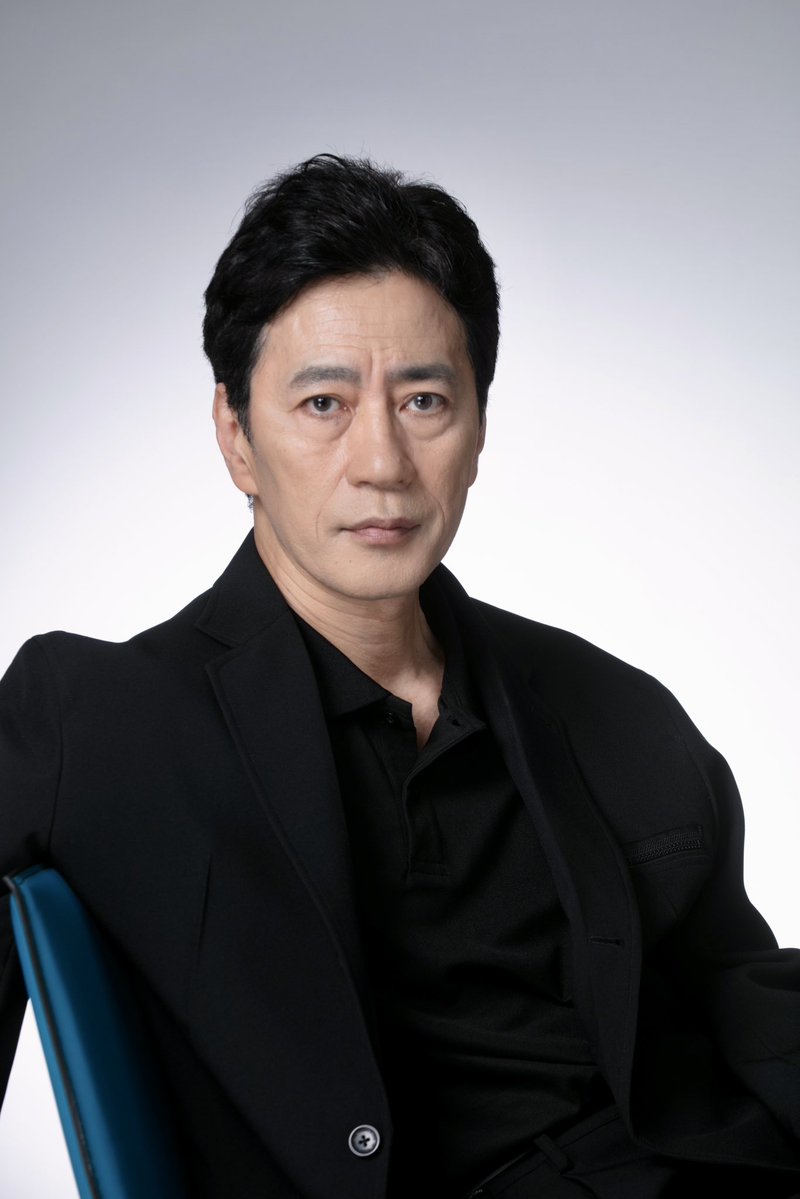 hanerabase's tweet photo. 【所属アーティスト紹介】

オクイシュージ｜Actor / Director

近年の出演作  ▪︎『銀河の一票』  ▪︎『横浜ネイバーズ2』  ▪︎映画『だぁれかさんとアソぼ？』  ▪︎日曜劇場『キャスター』  ▪︎Netflix『地面師たち』  ▪︎舞台『ふくすけ2024』
 ▪︎『王様になれ』監督

お問合せはHPへ https://t.co/tsFXfiL6Tu