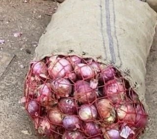 ThomaSerenaBH's tweet photo. Here are some of the things bought by the kitchen to stock up for the month.
Apologies that it's late, ran into some issues but we're back.
Donations are really slow this month. Let's please get it moving
1. https://t.co/WAQ3Kyo08d
#Sudan
#MutualAid
(Goal is 73k)
Chuffed 👇 https://t.co/gPPoK58zSE