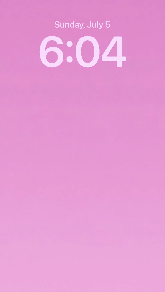 sp_vnty's tweet photo. i made ayanos phone theme on mine :3 #yanderesimulator https://t.co/Gw7FdubZqU