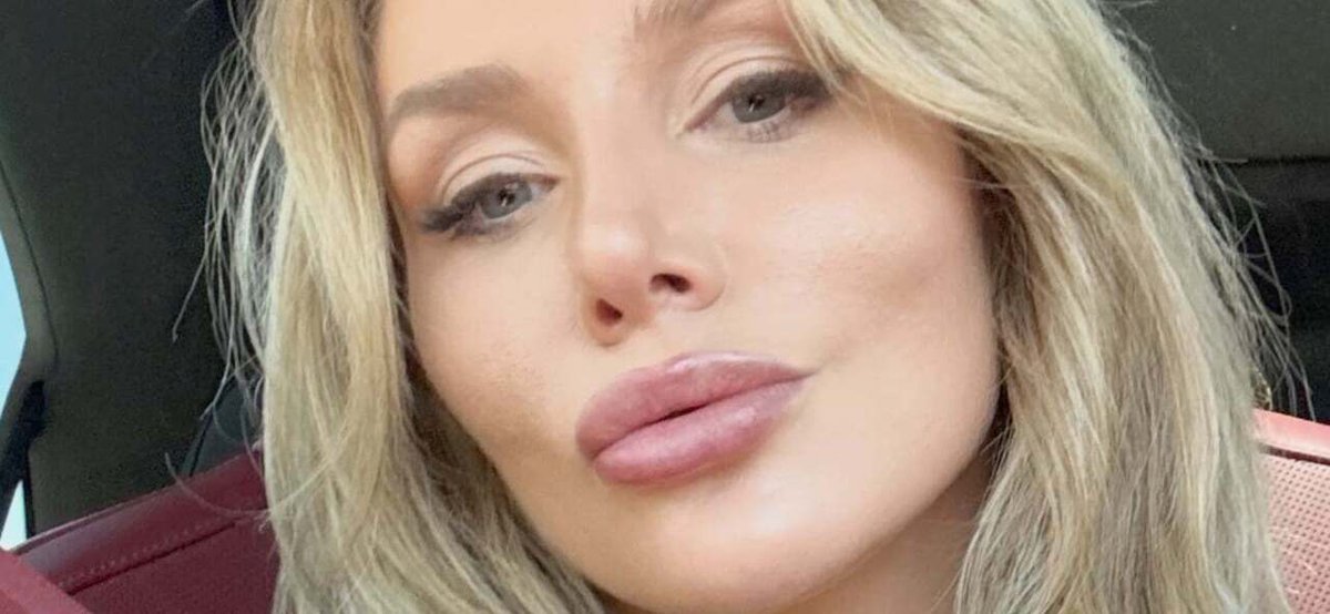 SoapCrushWorld's tweet photo. Courtney Stodden Shows Off Breast Reduction Results in Lingerie Photos
More details: https://t.co/xm5ZPFJ25f
#CourtneyStodden #BreastReduction #BodyPositivity #CelebrityNews #PostOp #EdgeOBeyond #Lingerie #CelebUpdate #Hollywood
Courtney Stodden shared lingerie photos on Ins… https://t.co/1KknPb9lMQ