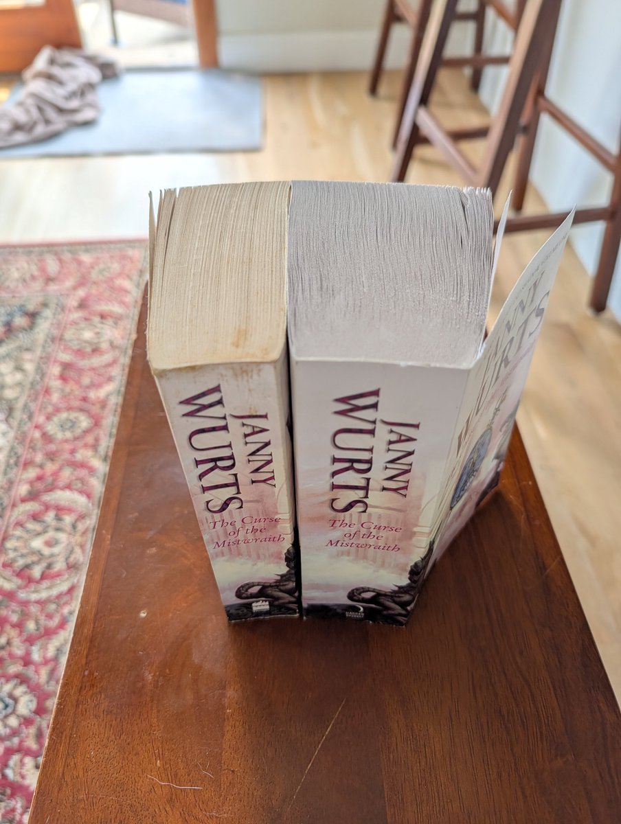 OdenReads's tweet photo. Left is from a used bookstore right is from Amazon. The left copy also has significantly cleaner and clearer text. What's the reason for such a difference in what seems like the same copy? https://t.co/n6zFORZe3v