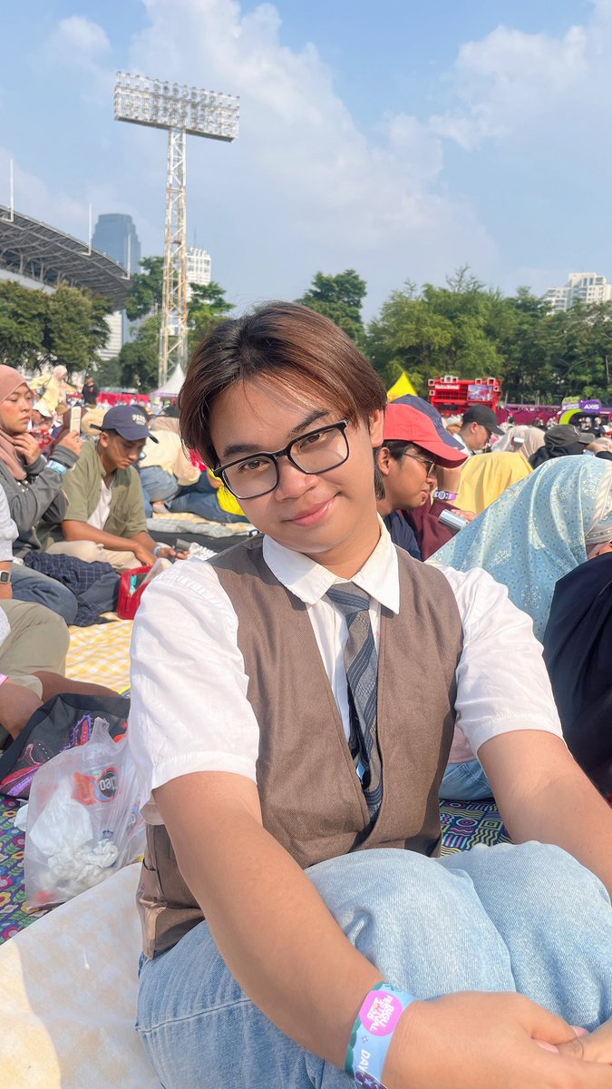 Fazanatingwaves's tweet photo. had so much fun!! https://t.co/6TXZb7NGEK