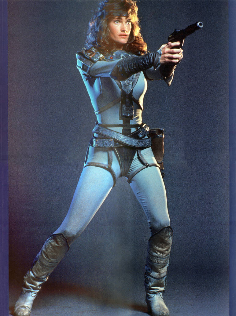 CamisAustin_'s tweet photo. Chelsea Field as Teela wore full pants and a jumpsuit in '87, but now that I think about it, she actually looked like a fierce, gorgeous fantasy warrior. Camila Mendes looked more like she was leading a SWAT team but I blame the studio for that. #MastersOfTheUniverse https://t.co/oklZvZvvPH