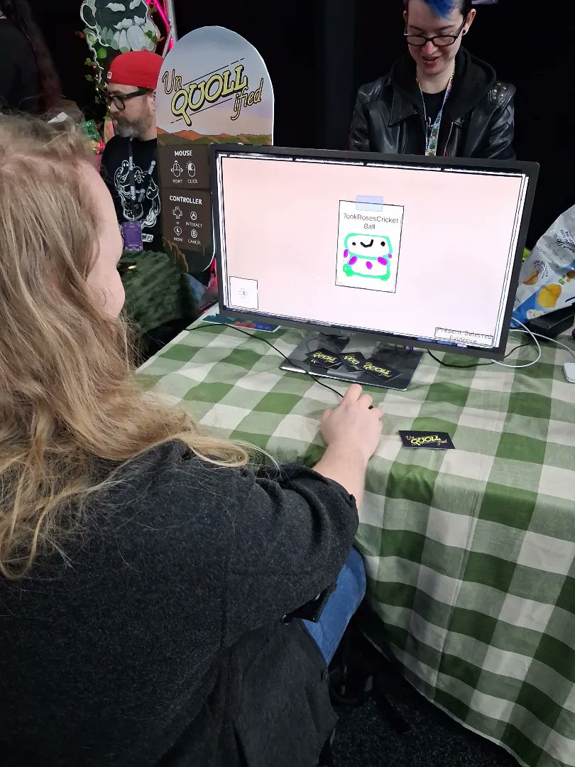 afewdragons's tweet photo. Was great seeing you all at our booth on the weekend. We got a few snaps of our lovely art detectives drawing out their clues.

#artist #nitd #indiegame #murdermystery https://t.co/DLhWCAbZZF