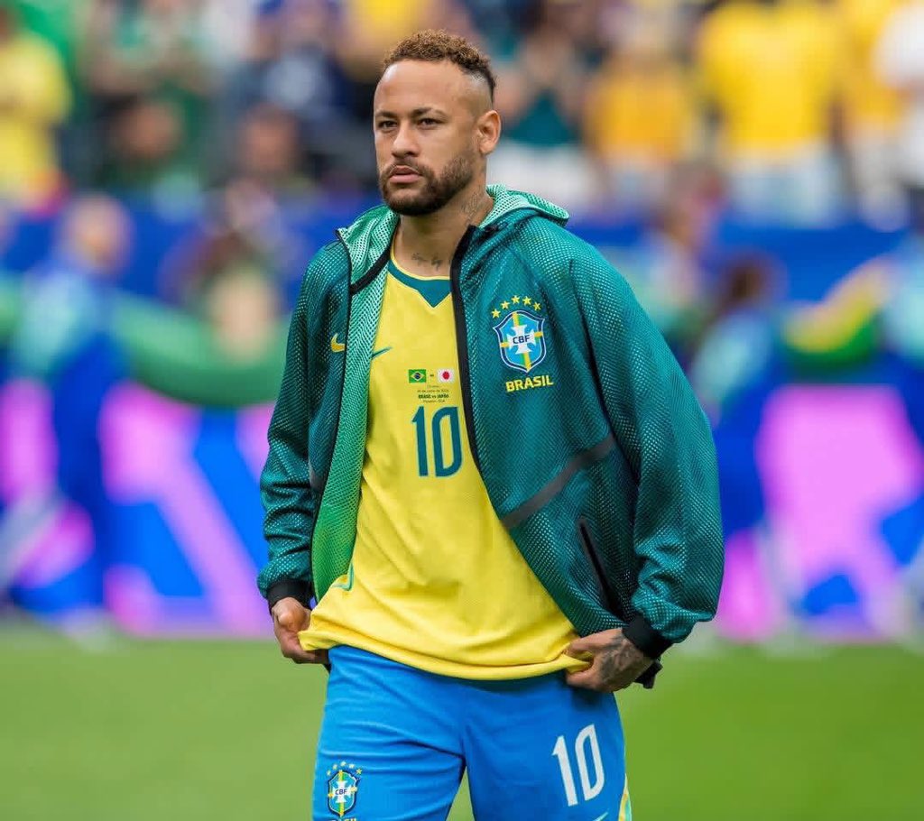 DedieuWilner's tweet photo. Le Brésil est éliminé si tôt que Neymar n'a même pas eu le temps de se blesser pauvre Ney 🤦🏾‍♂️😮‍💨🤣 https://t.co/k9xekHy6Cr
