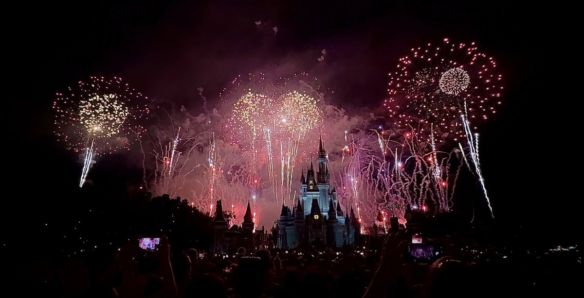 ProchazkaJake's tweet photo. Happy 4th of July 2026 &amp; America 250 from the Magic Kingdom at @WaltDisneyWorld https://t.co/ejtuqnY8S1