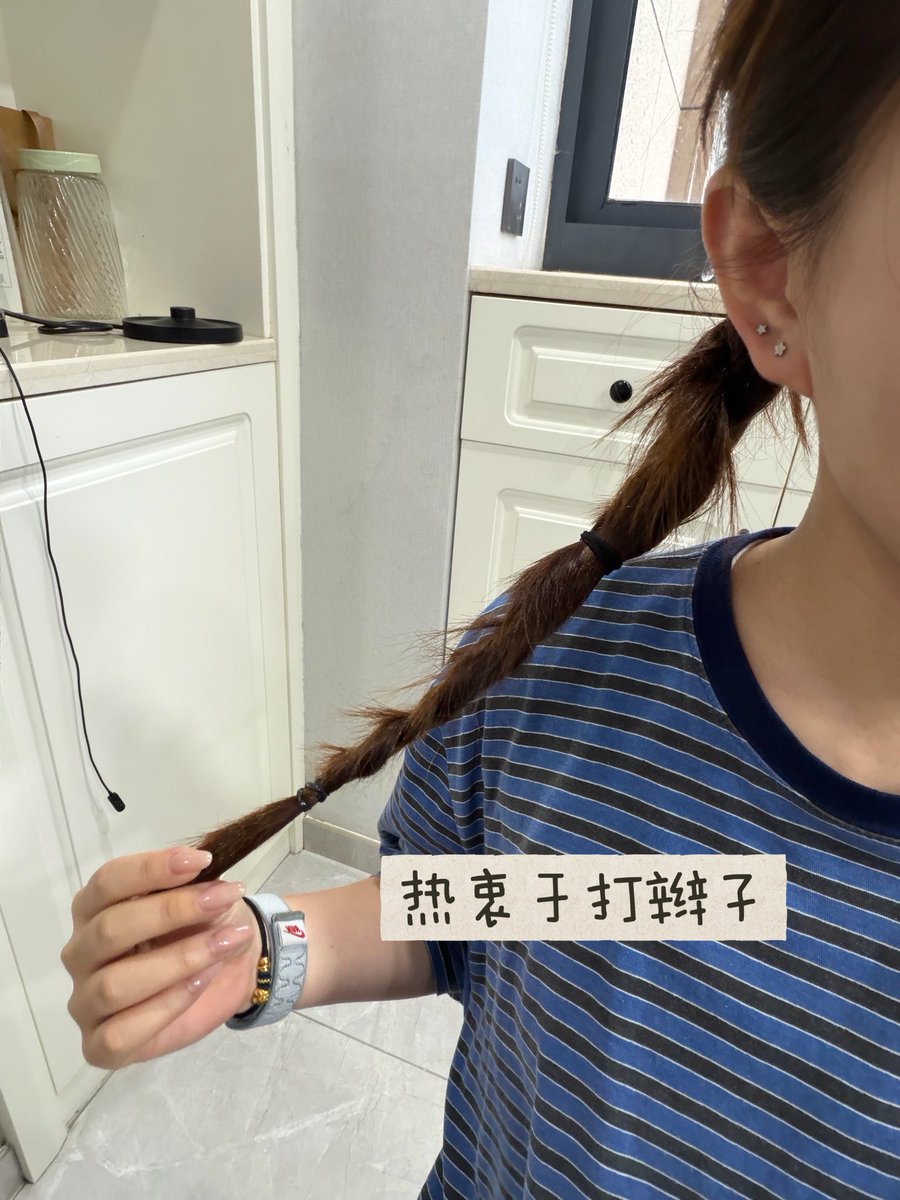 Wayksing's tweet photo. 雙節棍 https://t.co/KLAP9KBbN7