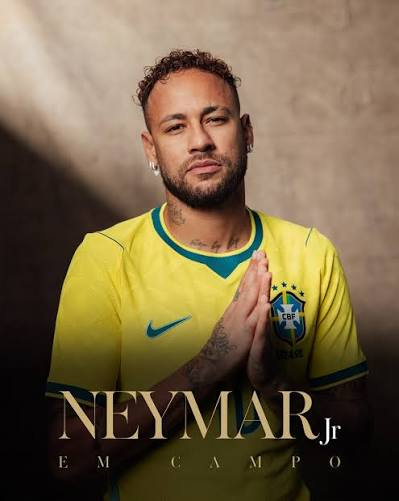 Amaro_Coronel's tweet photo. Muito obrigado, @neymarjr !!!
Se houve algum motivo para eu, e milhões de brasileiros, torcermos pelo Brasil nessa Copa, esse motivo foi você.
Nós, que realmente acreditamos em um Brasil Soberano, digno, livre da corrupção que assola todos os poderes da República, reconhecemos e agradecemos teu esforço.
Apesar de teres sido o atleta mais perseguido dentro e fora dos gramados, apesar de pessoas ruins terem tentado te machucar física e moralmente, você manteve sua garra, sua fibra e seu amor ao Brasil.
Hoje não lamento a desclassificação da Seleção Brasileira. Lamento que, provavelmente, nunca mais veremos tua alegria e dedicação em uma Copa do Mundo.
Mas sabemos que você sempre fez o seu melhor.
Por isso te agradeço: muito obrigado.
Fique na paz do Senhor. 🙏