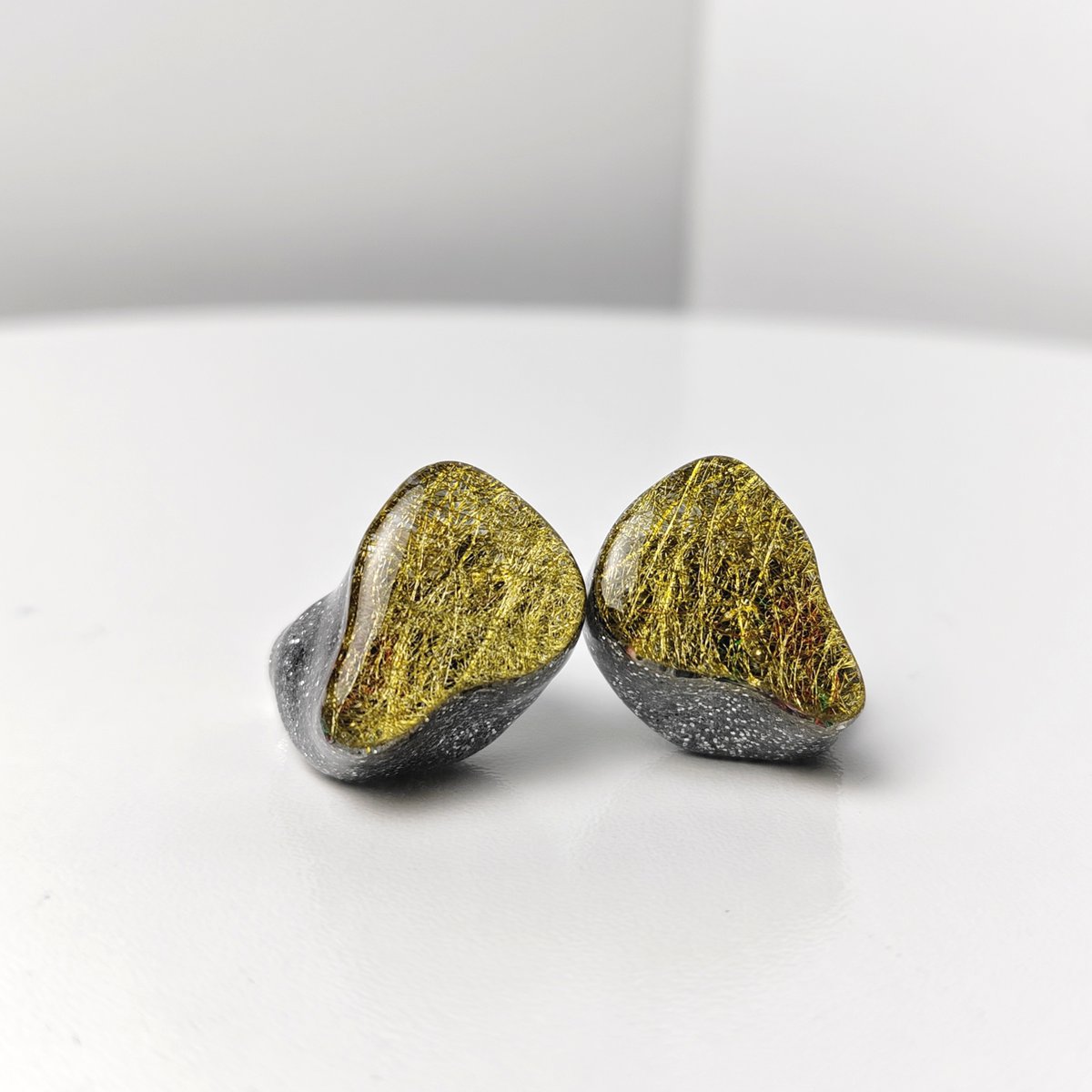 febosIEM's tweet photo. The "Gold Silk Nest" highlights from the "Silver Sparkles"
#mega7 #customdesign https://t.co/nD1zCDtk7K